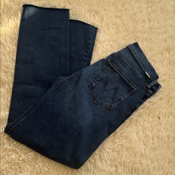 MOTHER The Dazzler Mid rise Ankle Fray Jeans - Picture 4 of 8